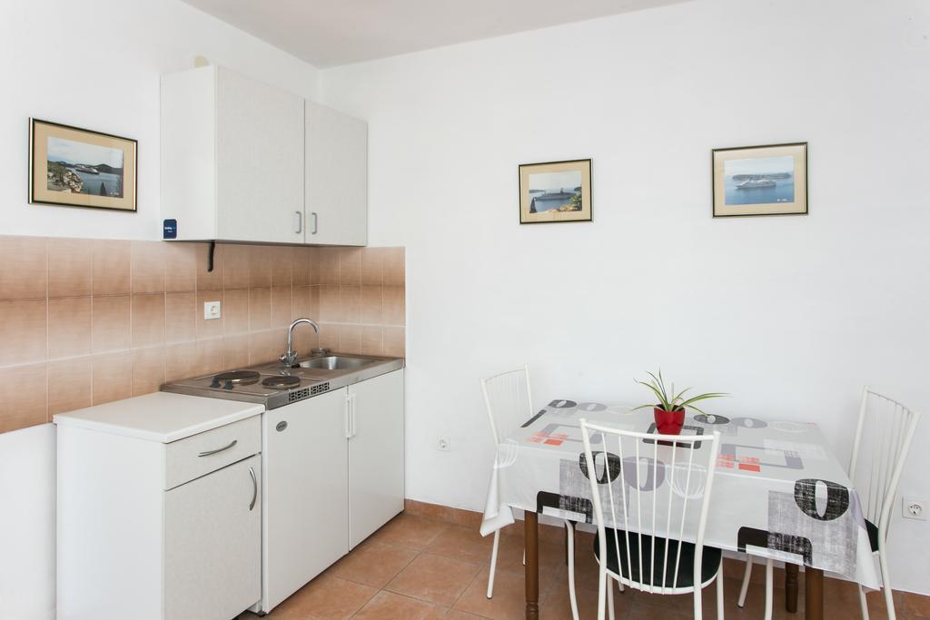 Apartments Anamaria Дубровник Экстерьер фото